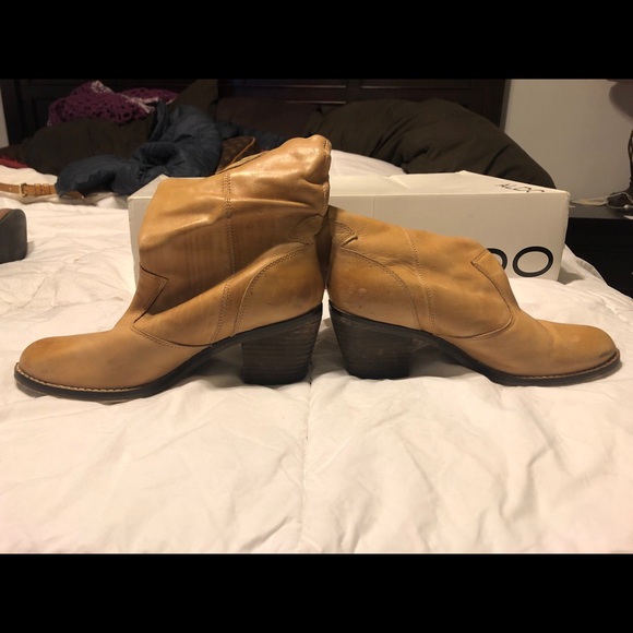 Aldo tan ankle cowboy boots - Picture 2 of 4